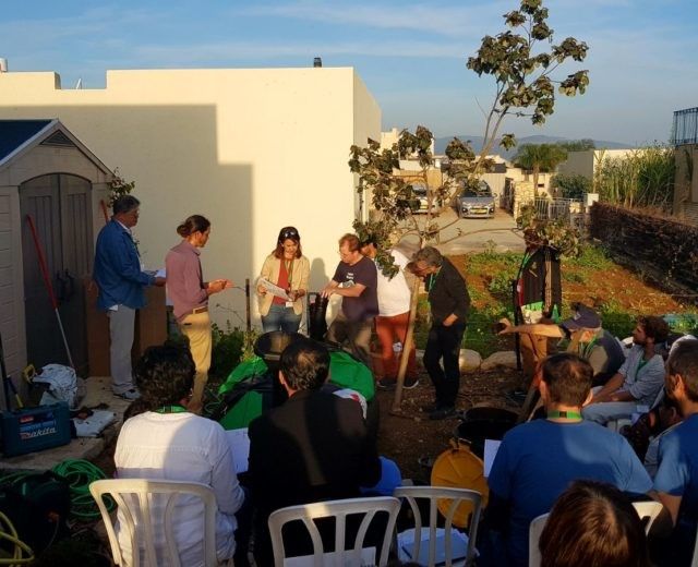 Demonstrating Homebiogas installation in the workshop